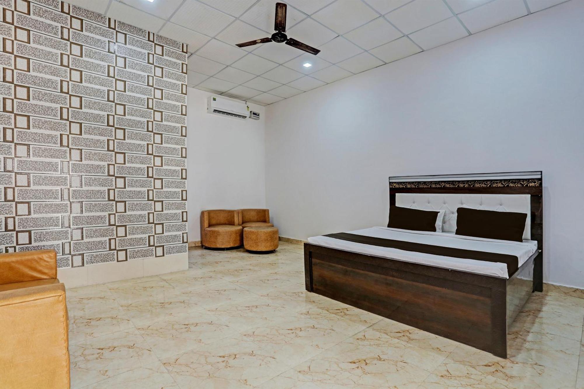 Hotel O Murliwala Wedding Palace And Resort Samalkha Exterior foto
